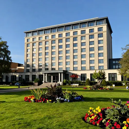 Descubra o Hotel London